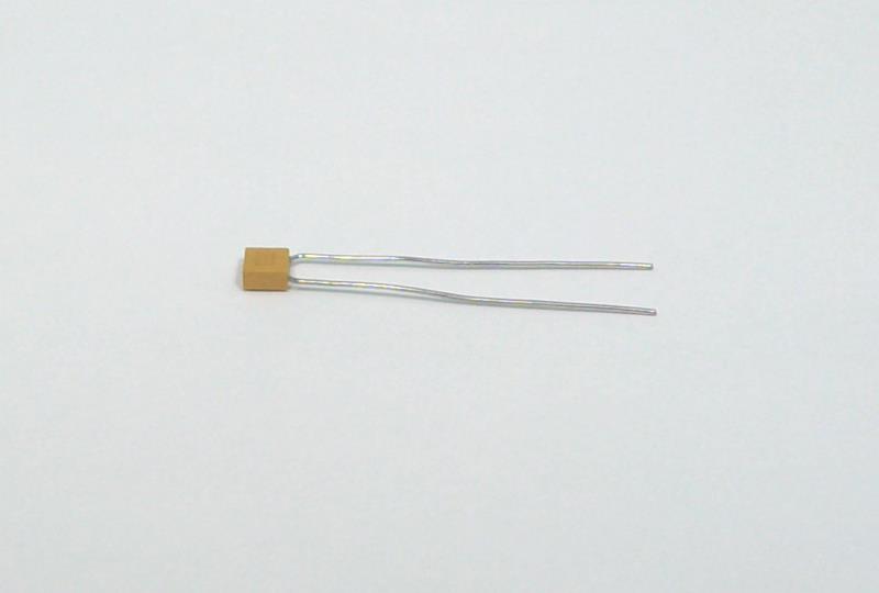 YAGEO CKR05BX332KSV