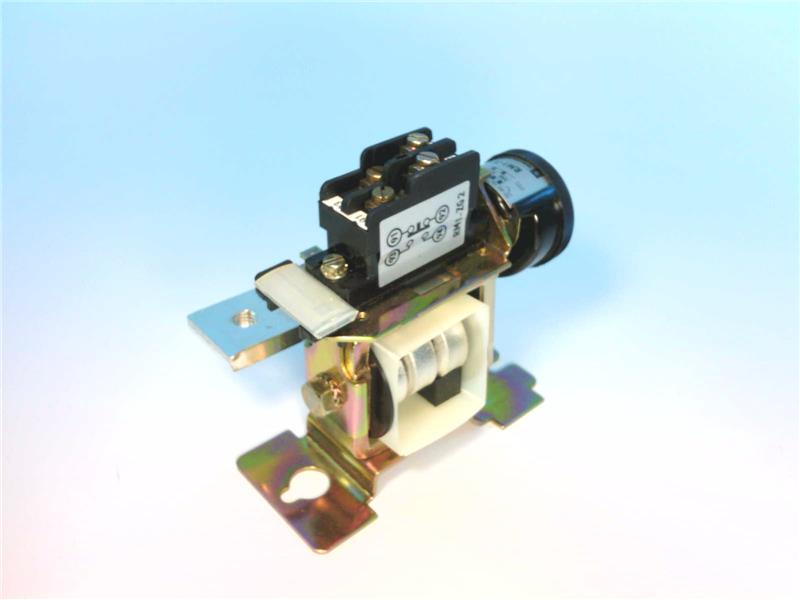 SCHNEIDER ELECTRIC RM1XA315