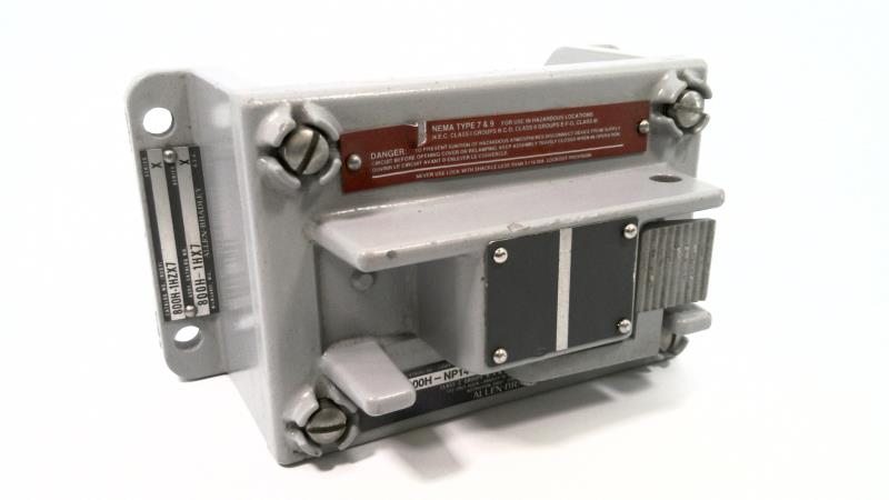 800H-1HX7 by ALLEN BRADLEY