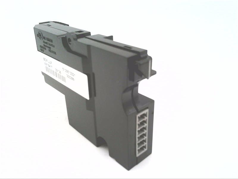 SCHNEIDER ELECTRIC 33106