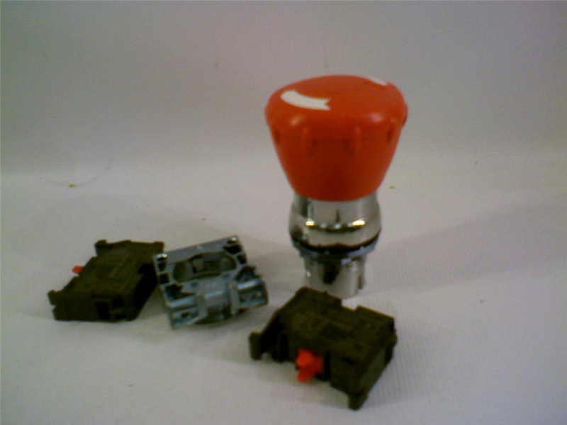 ALLEN BRADLEY 800FM-MT44MX02