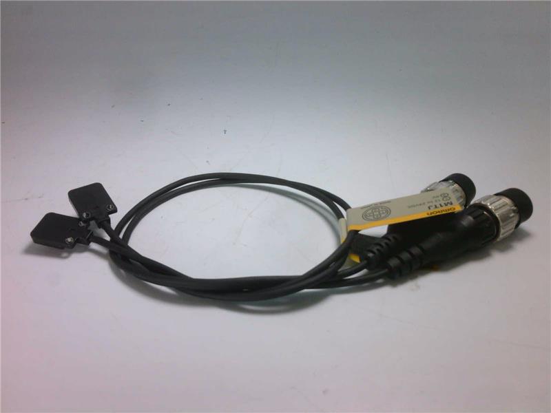 OMRON E3T-FT21-M1TJ 0.3M