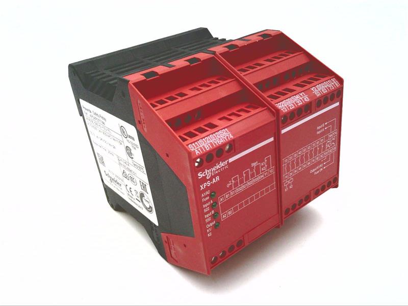 SCHNEIDER ELECTRIC XPSAR311144