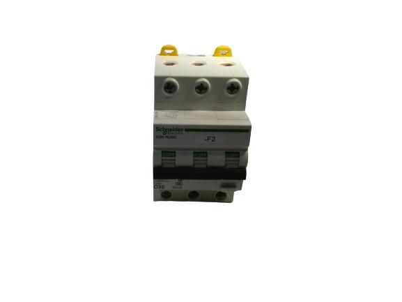 SCHNEIDER ELECTRIC A9D17332