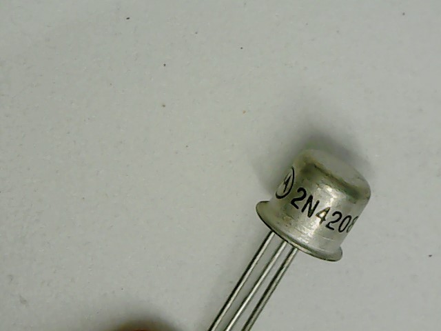 MOTOROLA SOLUTIONS 2N4208