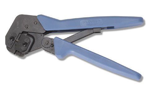 TE CONNECTIVITY 354940-1