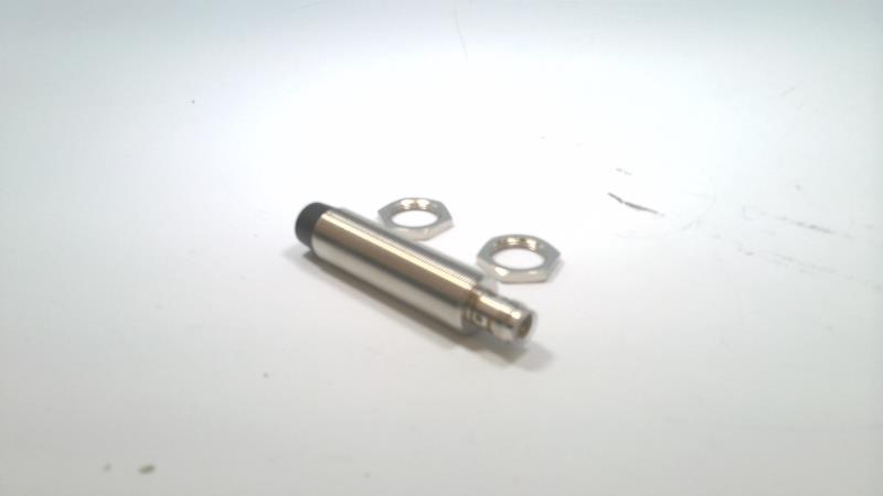 BALLUFF BES M18MN-PSH16F-S04G