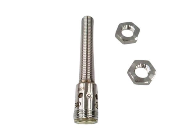 EFECTOR IEK3002BBPKG/AM/US-104-IEC200