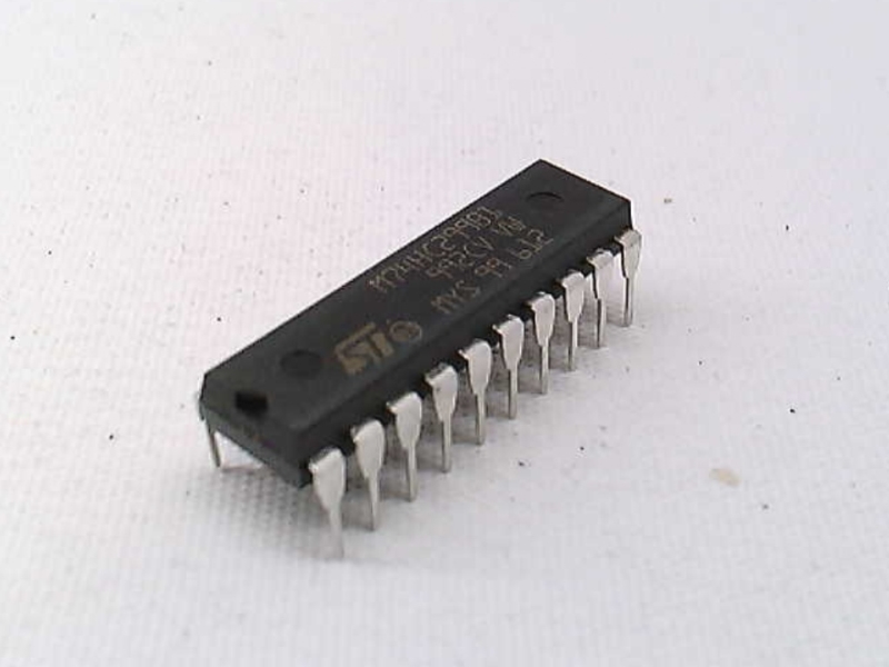 M74HC299B1R by ST MICRO