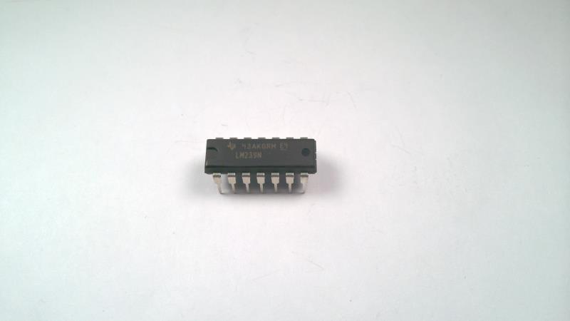 TEXAS INSTRUMENTS SEMI LM239NE4
