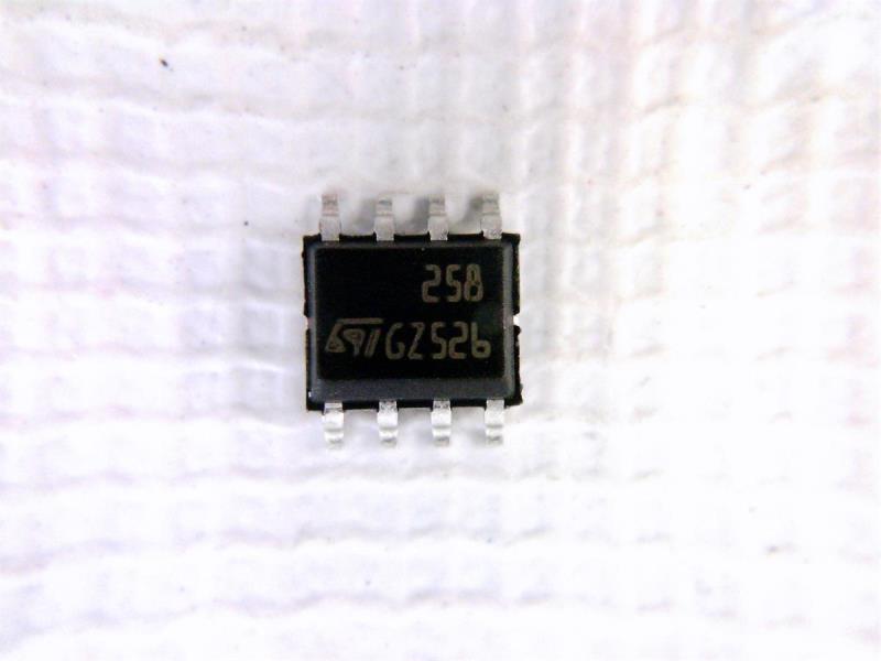 ST MICRO LM258DT