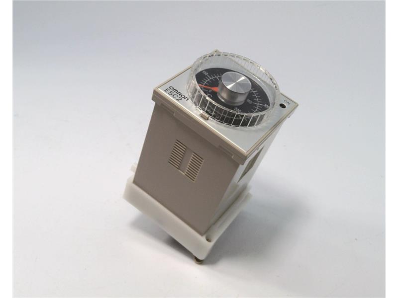 OMRON E5C2-R20J 100-120VAC 0-200