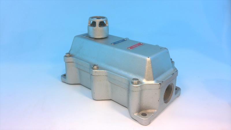 SCHNEIDER ELECTRIC 9001-GR-335