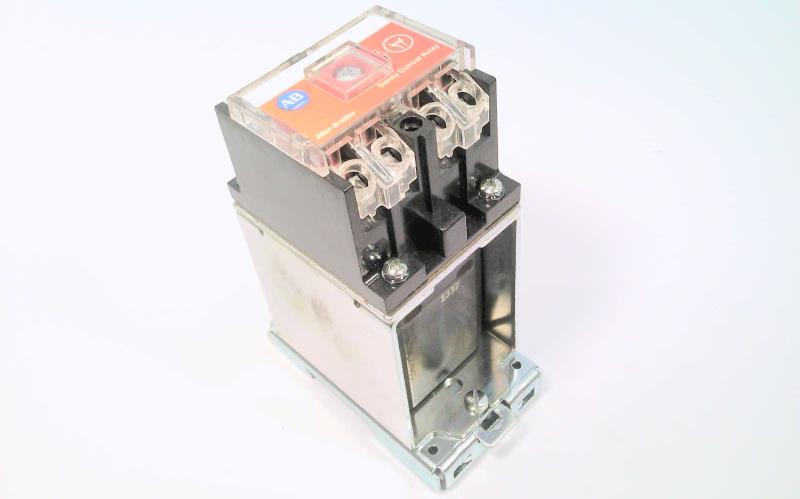 ALLEN BRADLEY 700S-DCP220DZ24