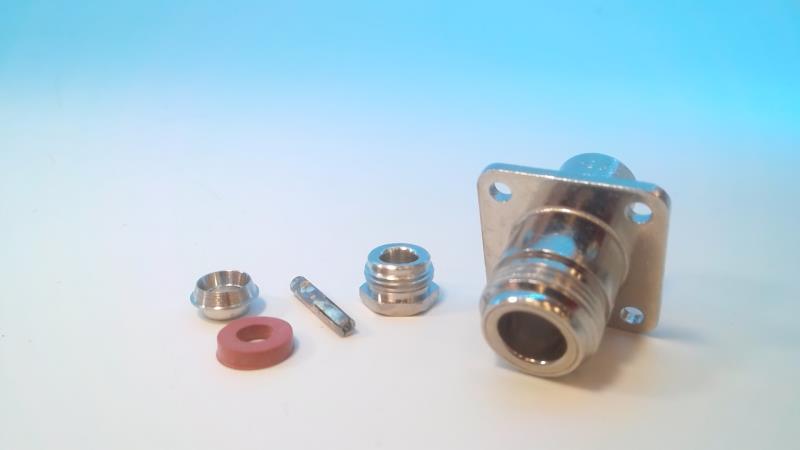 UG-1095A/U by AMPHENOL