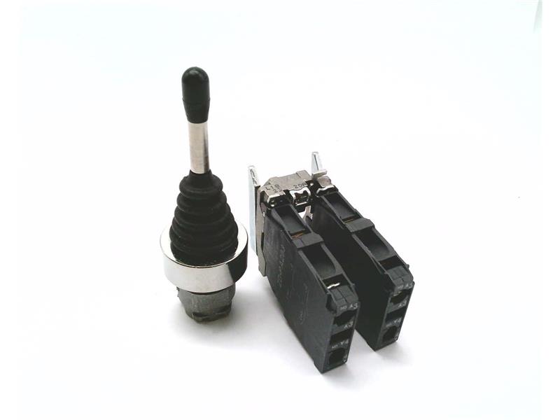 SCHNEIDER ELECTRIC XD4PA24