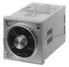 OMRON E5C2-R20L-D-50-450°C-220/240 VAC