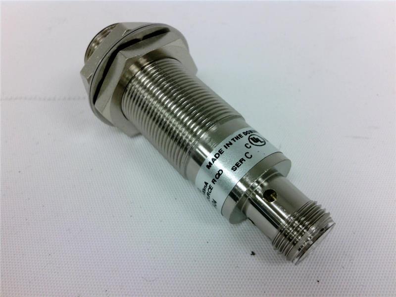 ALLEN BRADLEY 872C-D5NE18-D4