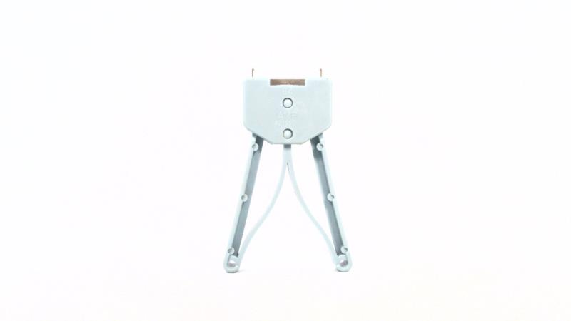 TE CONNECTIVITY 821590-1