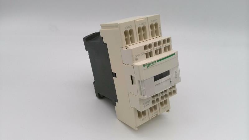 SCHNEIDER ELECTRIC CAD503BL