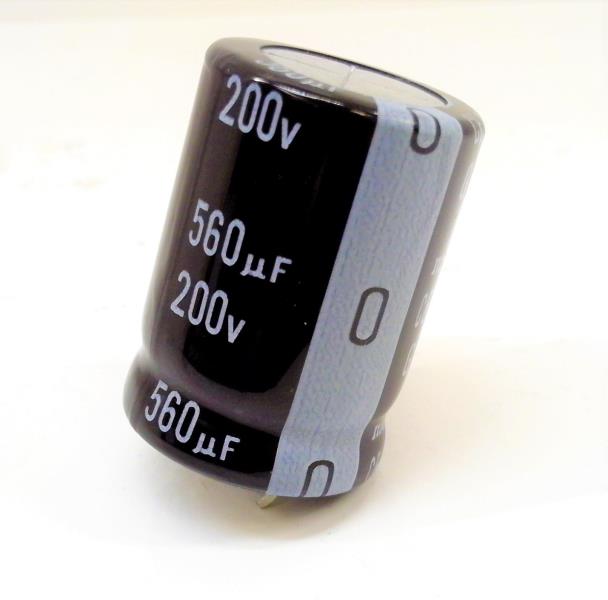 NICHICON LGG2D561MELZ30