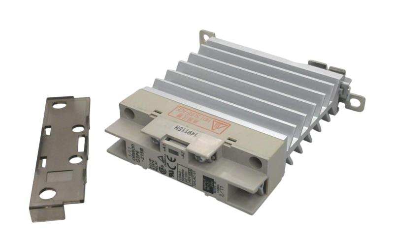 OMRON G3PE-215B DC12-24