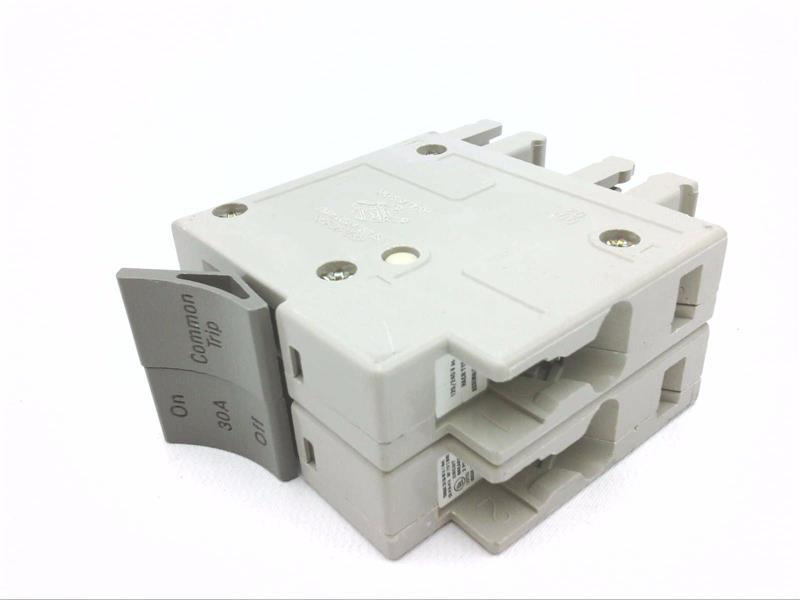 SCHNEIDER ELECTRIC SDT230