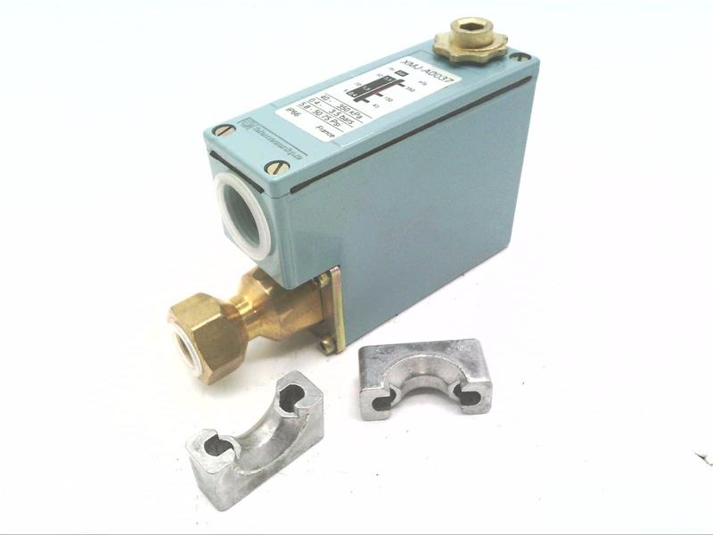 SCHNEIDER ELECTRIC XMJ-A0037