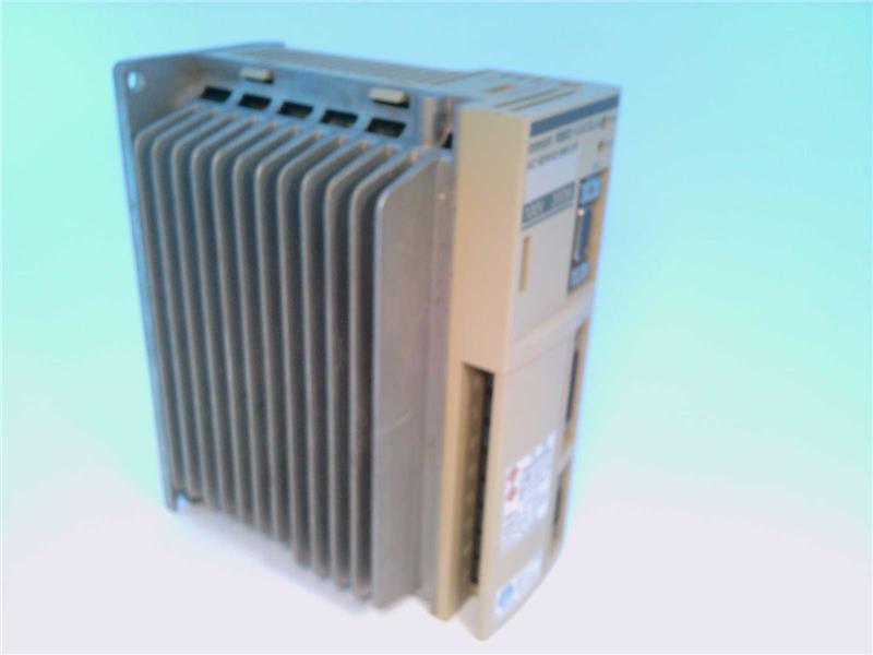 OMRON R88D-UA12LA-AC100V