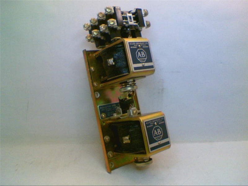 ALLEN BRADLEY 200-EXL440Z2