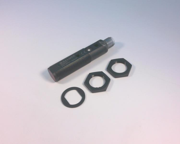 BALLUFF BOS 18KF-PA-1QD-S4-C