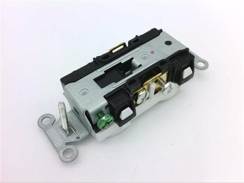 HUBBELL HBLCR15WHITR