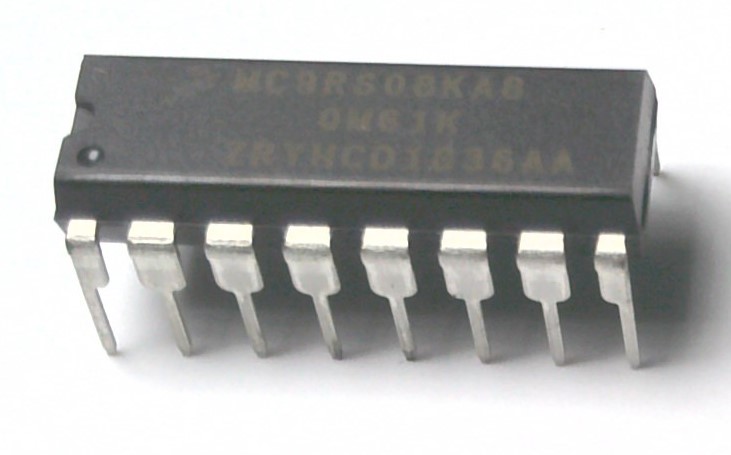 NXP SEMICONDUCTOR MC9RS08KA8CPG
