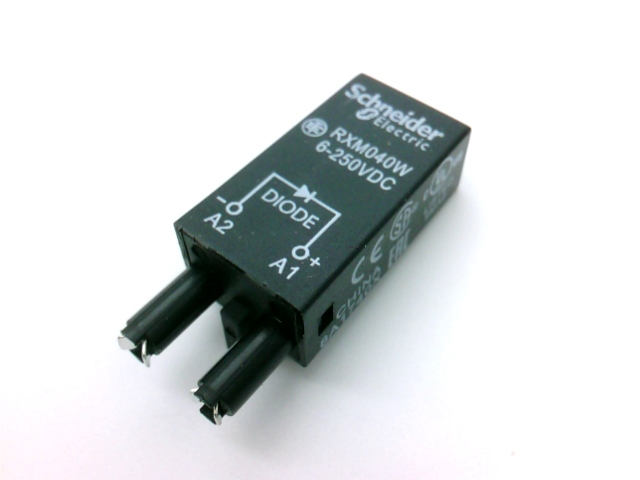 SCHNEIDER ELECTRIC RXM040W