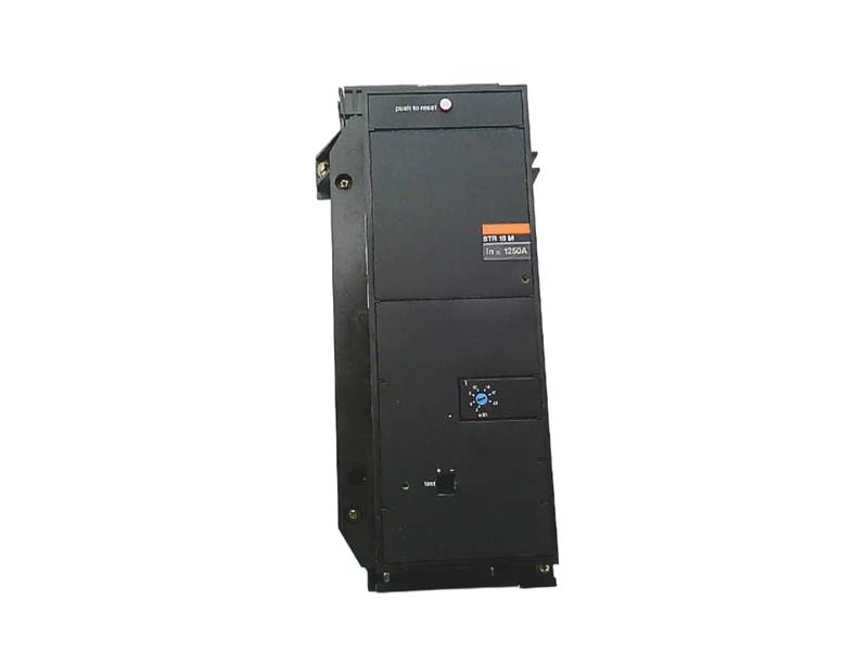 STR 18 M by SCHNEIDER ELECTRIC