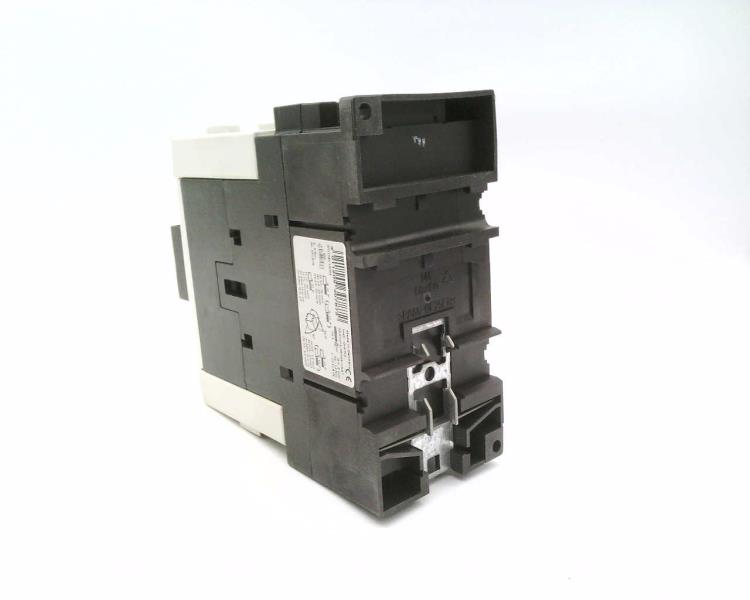 SIEMENS 3RT1046-1AP04