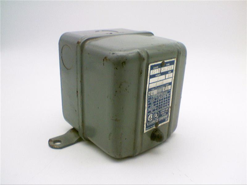 SCHNEIDER ELECTRIC 9013GHG2S6J62
