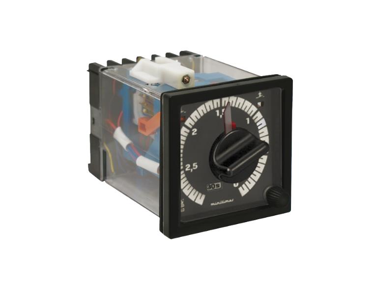 EF7616.24 AC50/60HZ 110V 0,2S-60H by DOLD