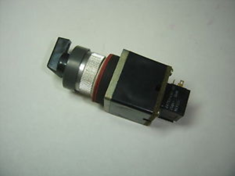 ALLEN BRADLEY 800MR-U20