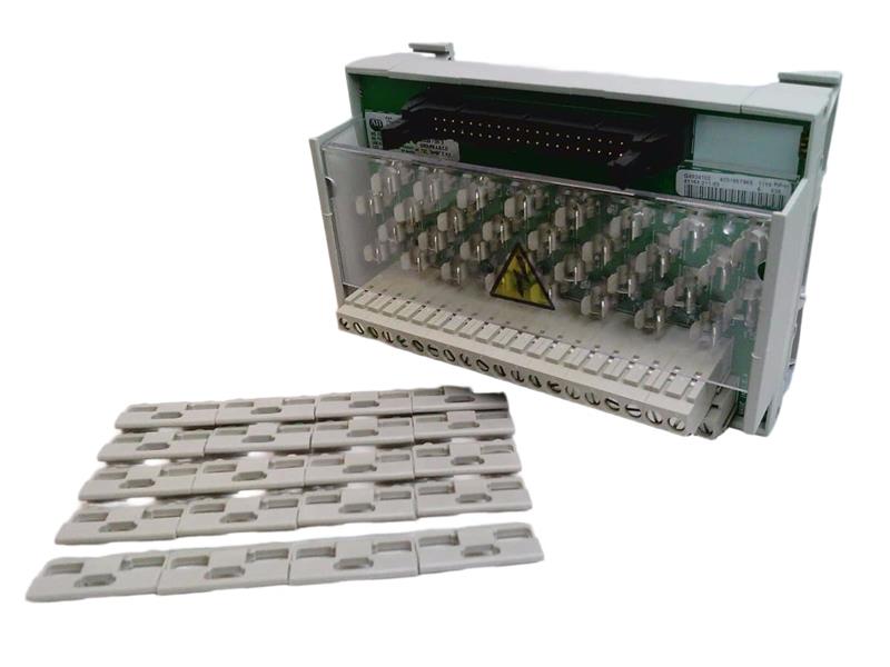 ALLEN BRADLEY 1492-IFM40F-FS120-2