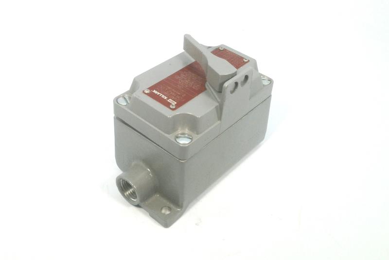 HUBBELL XNS-2C
