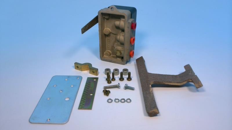 JOHNSON CONTROLS V-9502-6