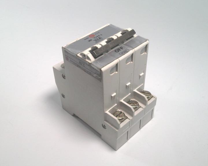 3T323 by EATON CORPORATION