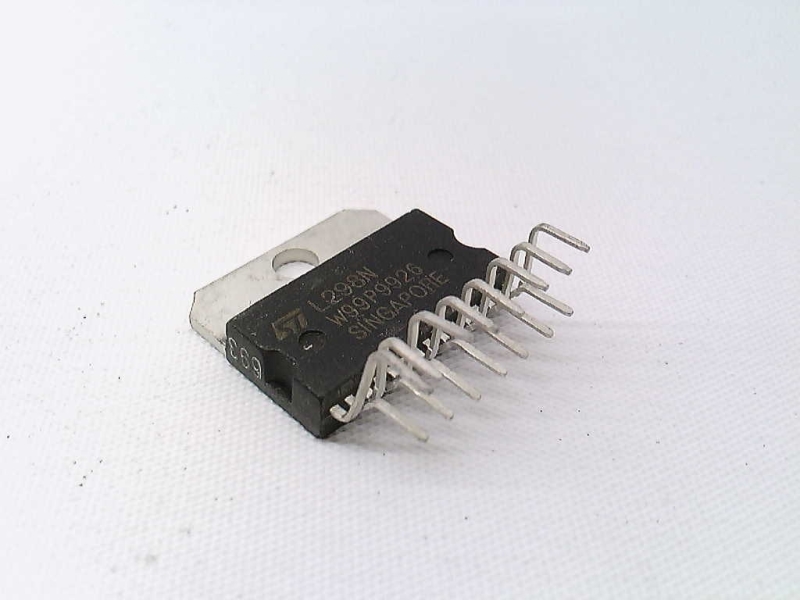 ST MICRO L298N