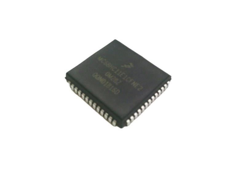 MC68HC11E1CFNE2 by NXP SEMICONDUCTOR