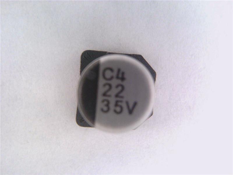 NICHICON UWX1V220MCL1GB