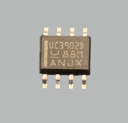 TEXAS INSTRUMENTS SEMI UC3902D