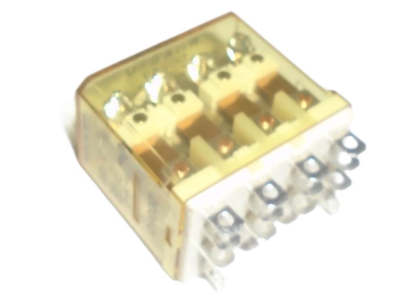 IDEC RH4B-U-DC24V