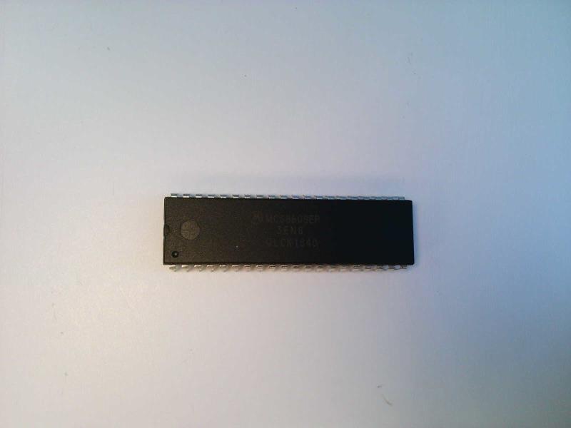 MOTOROLA SOLUTIONS MC68B09EP