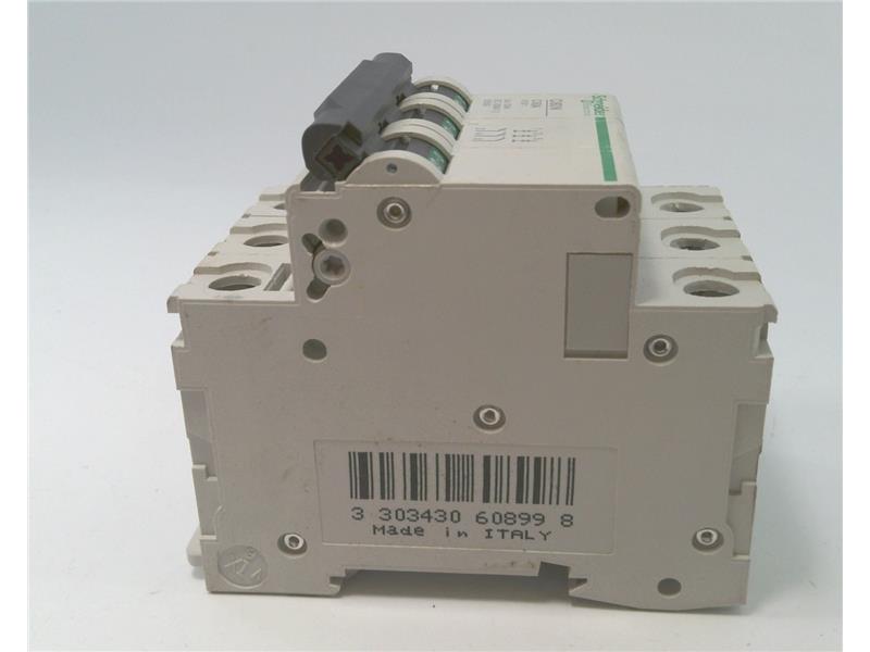 SCHNEIDER ELECTRIC C60N-3P-50A